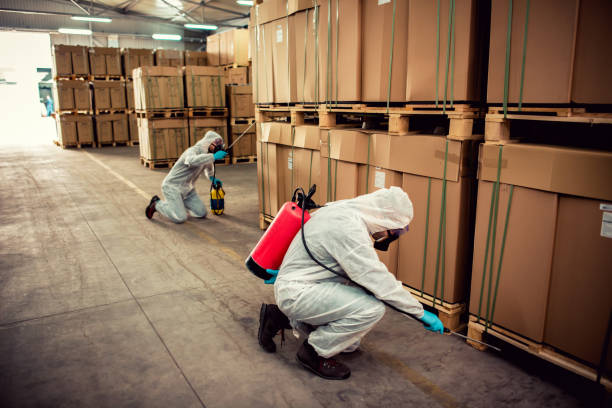 Best Exterminator Services  in Pardeeville, WI